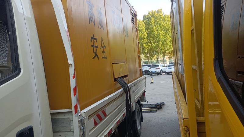 中原如何判断柴油发电机组和UPS电源的切换时间是否符合要求？